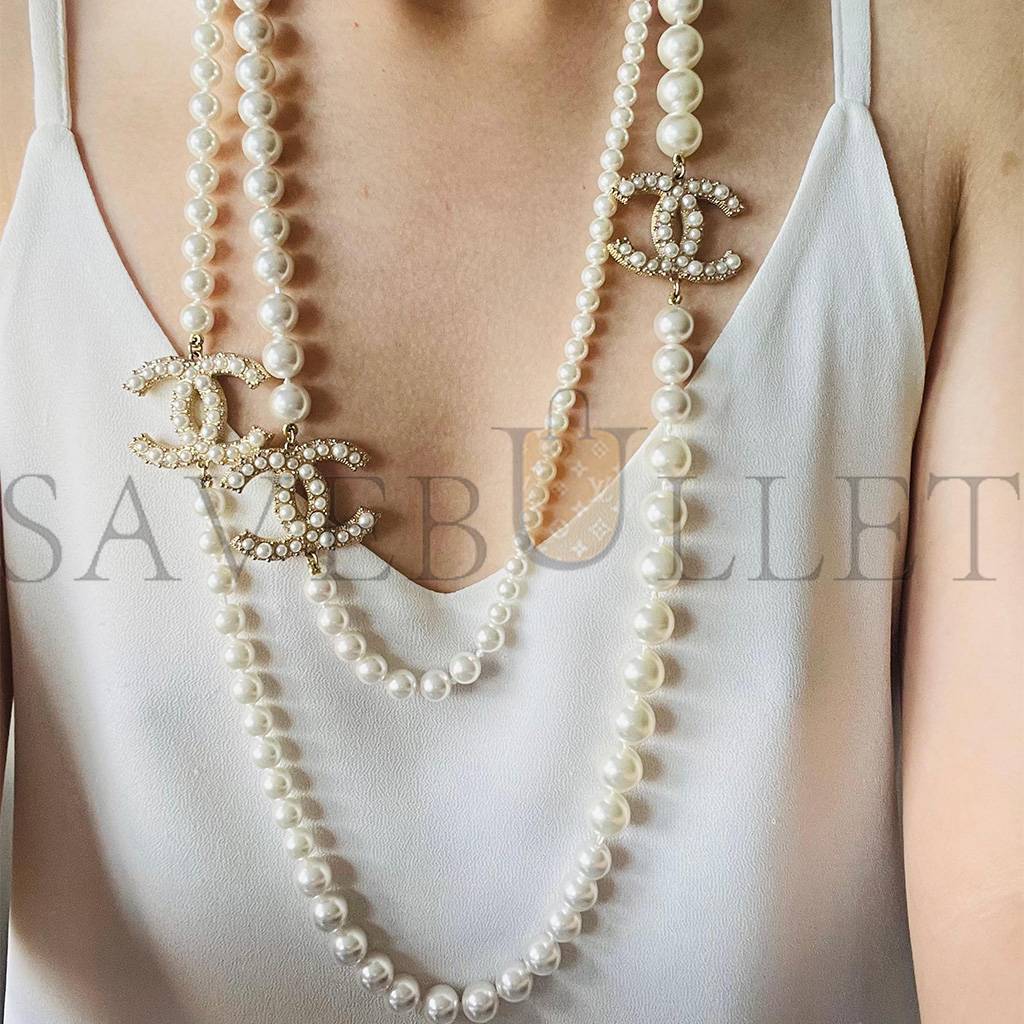 CHANEL VINTAGE EXTRA LONG PEARLS TRIO CC LOGO COCO STRANDS VERSATILE NECKLACE 3427223210282